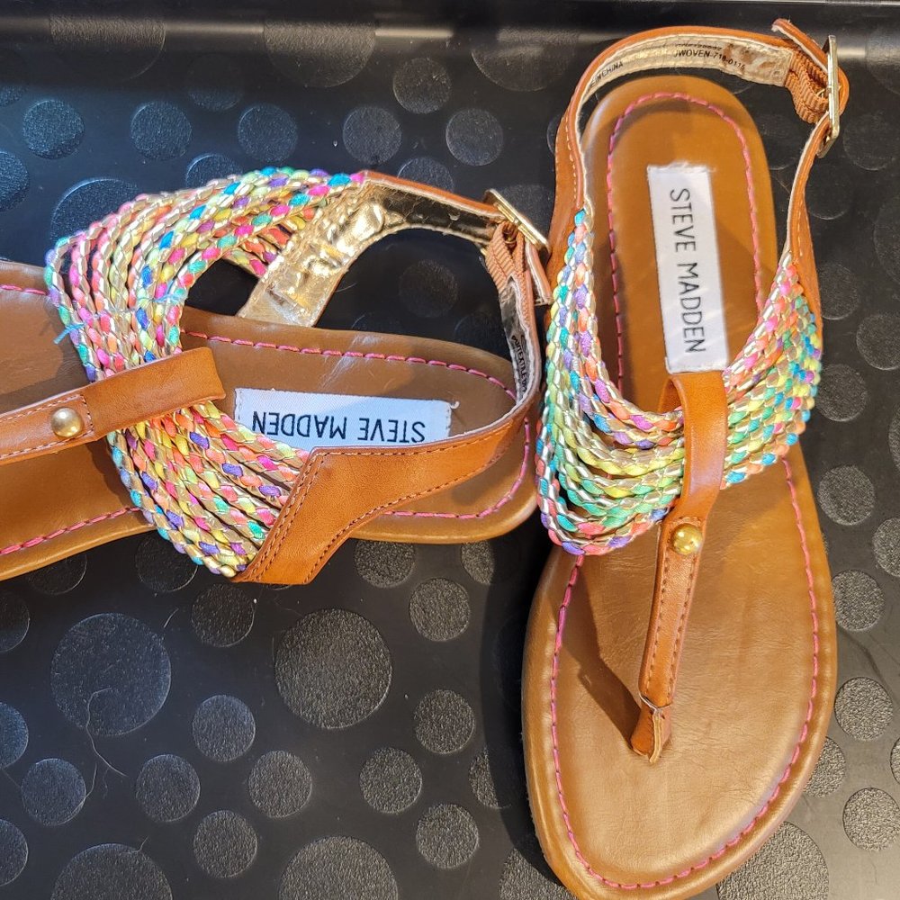 Girls Steve Madden Adustbable Strap Sandals Size 3 Multicolored